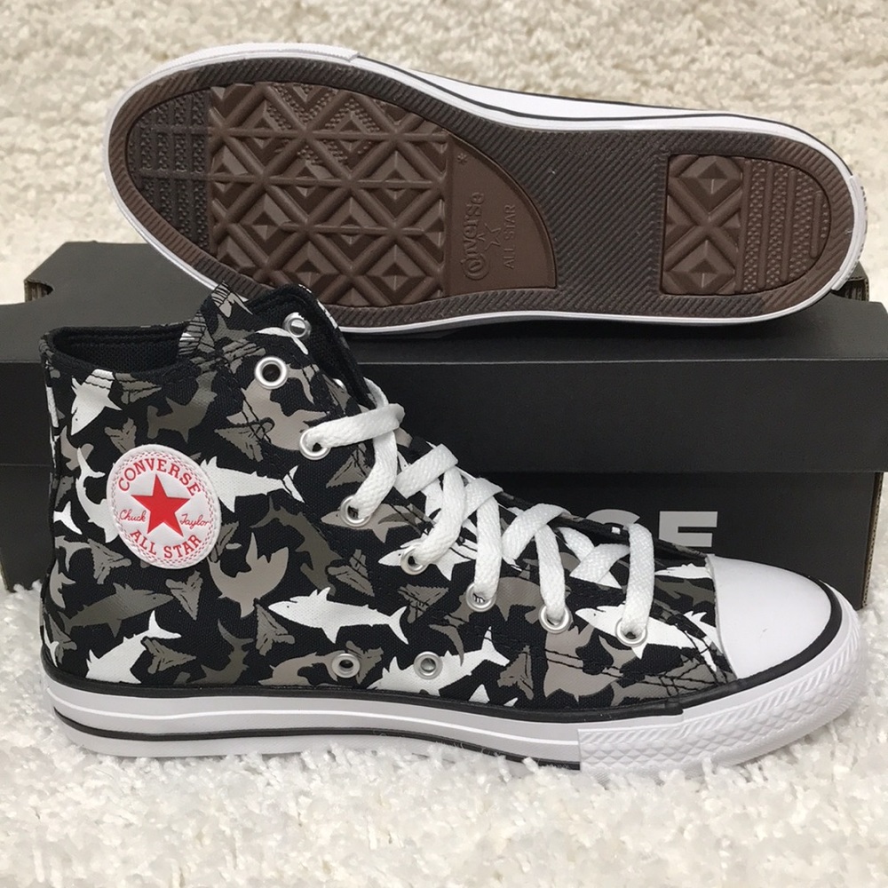 CONVERSE CTAS HIGH TOP BRAND NEW - Picture 6 of 8